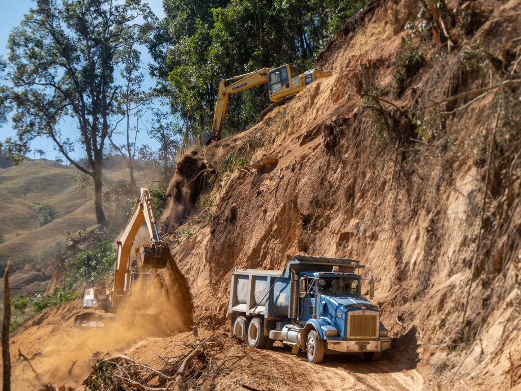 Work on the road to San Felix, Colombia