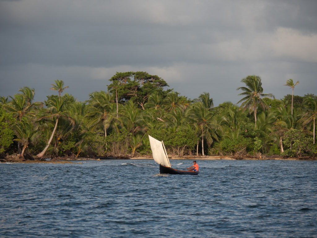 Ulu Sailing Through Isla Mono